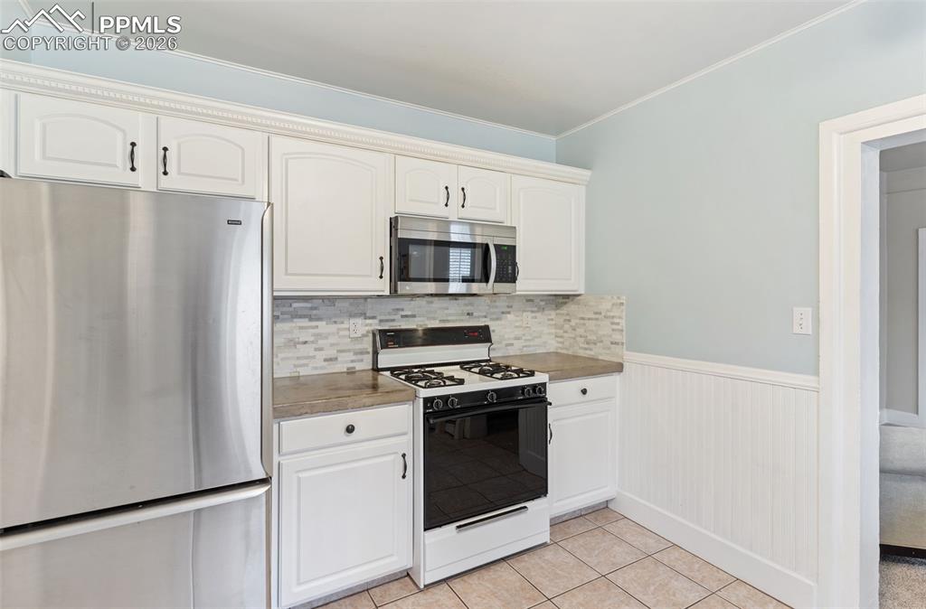 1532 W Cheyenne Road Colorado Springs CO 80906