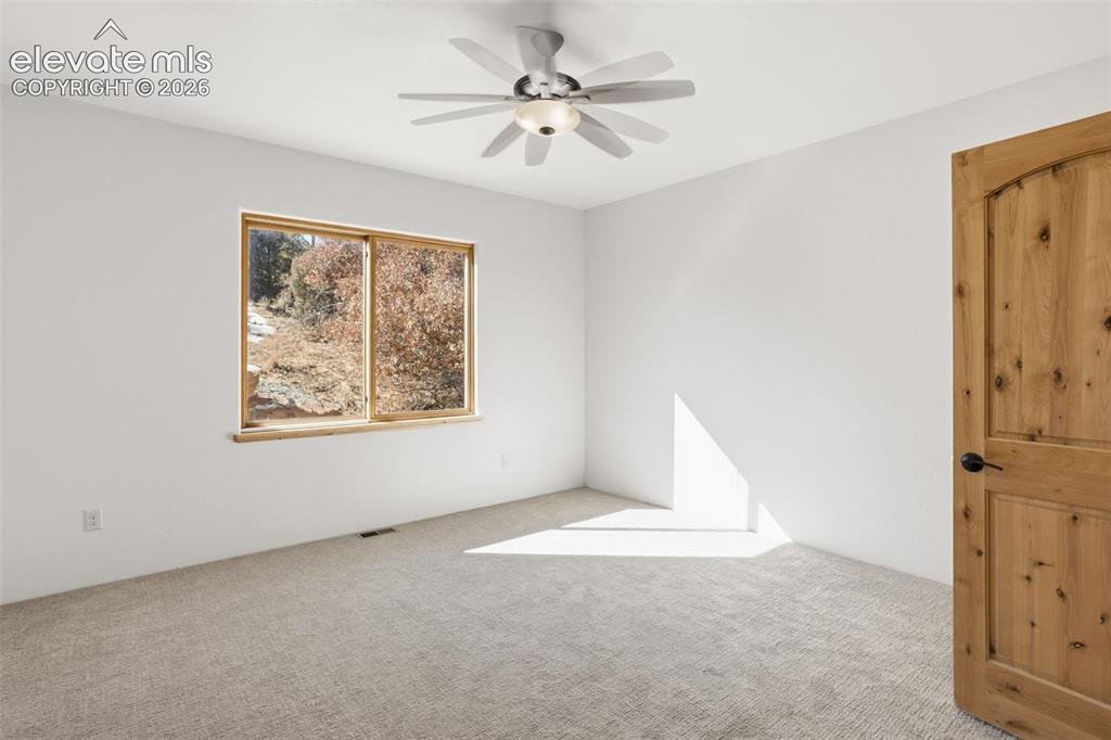 6840 Oak Valley Lane Colorado Springs CO 80919