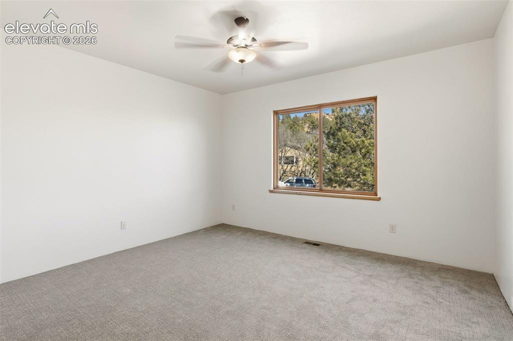 6840 Oak Valley Lane Colorado Springs CO 80919