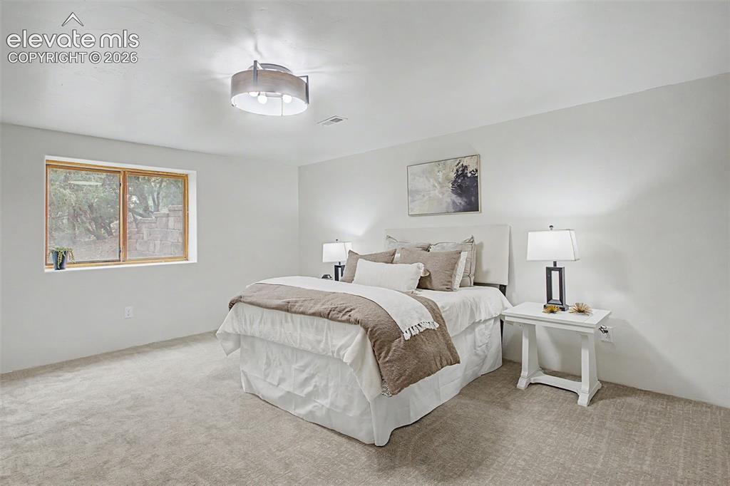 6840 Oak Valley Lane Colorado Springs CO 80919