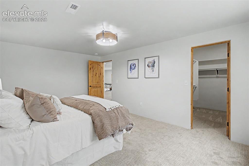 6840 Oak Valley Lane Colorado Springs CO 80919