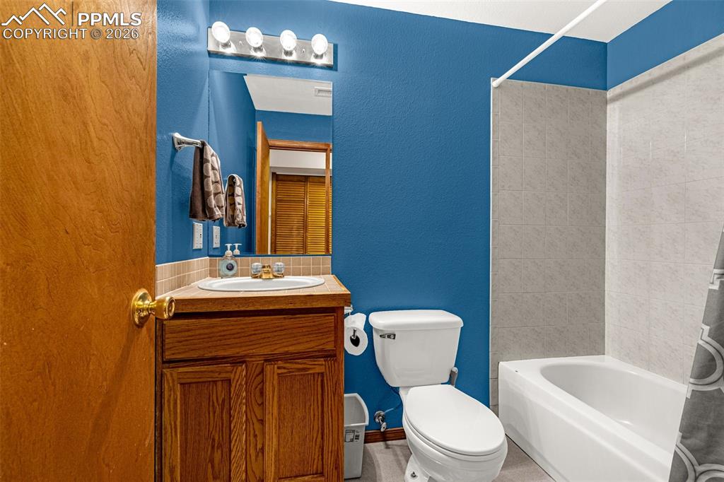 8415 Wilmington Drive Colorado Springs CO 80920