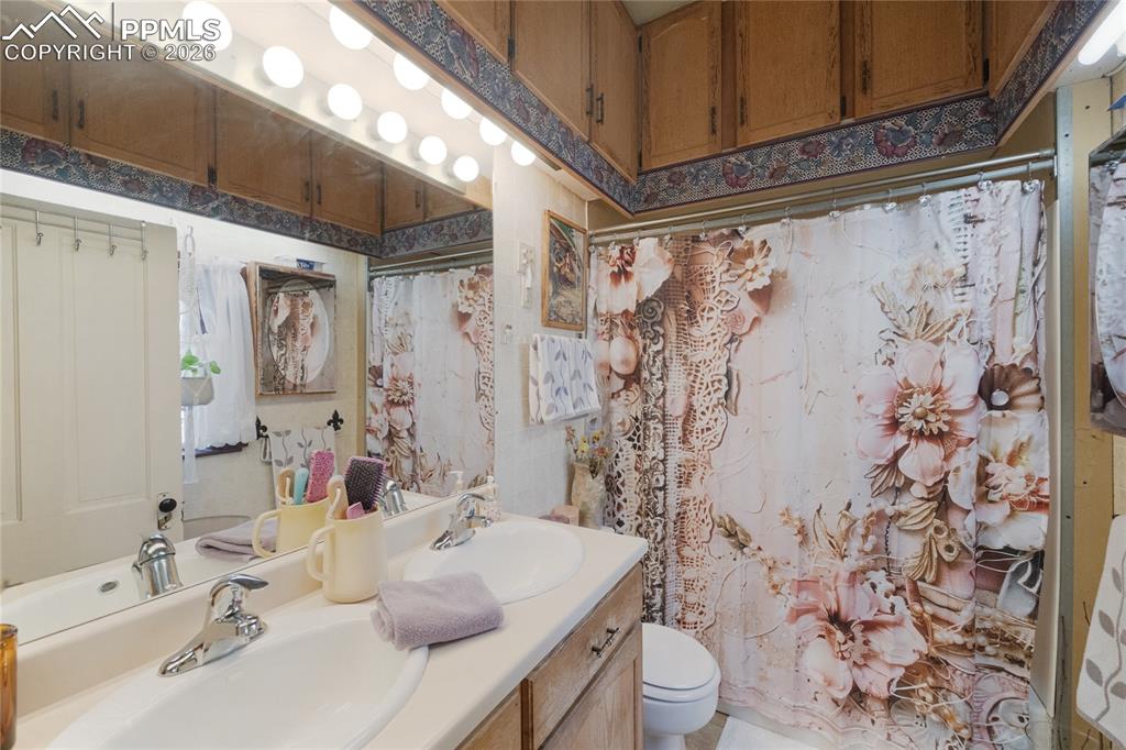 1607 Palmer Avenue Pueblo CO 81004