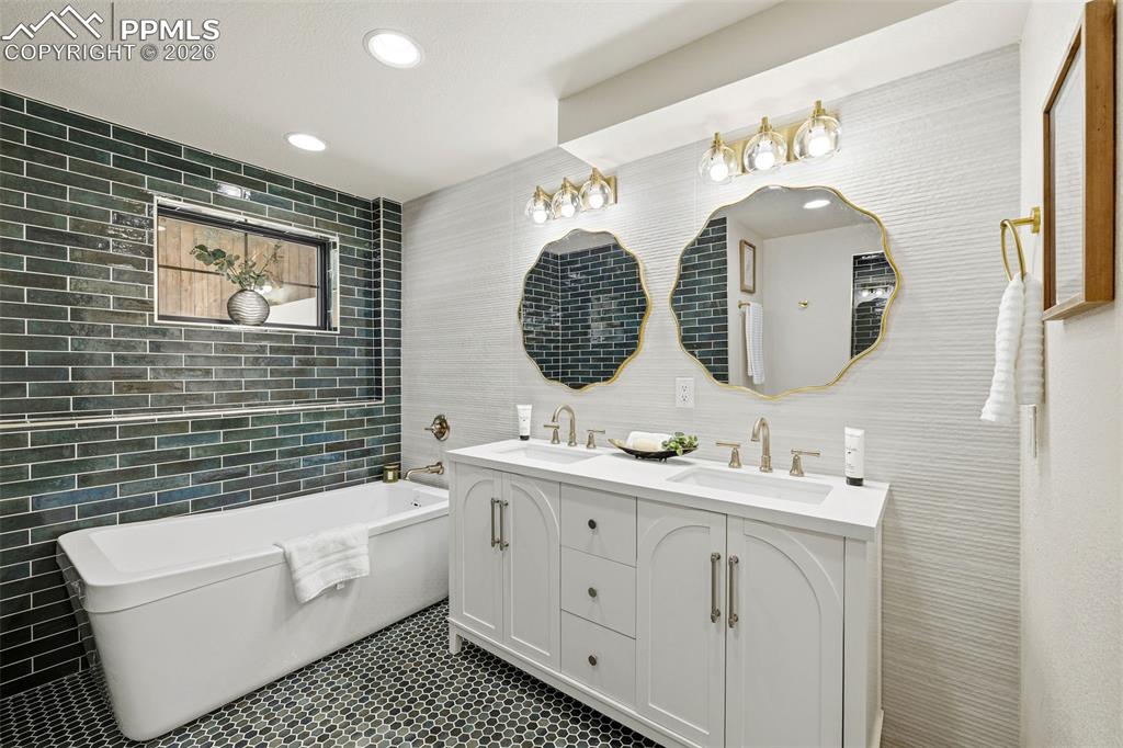 1308 Mesa Avenue Colorado Springs CO 80906