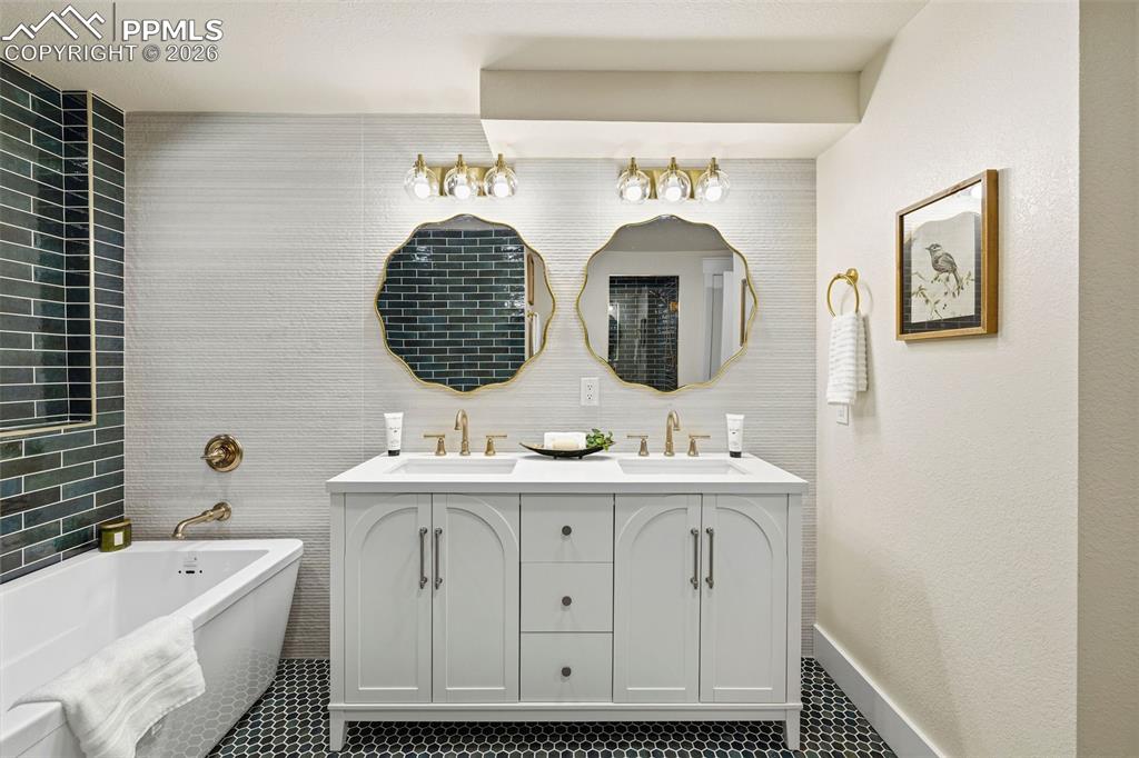 1308 Mesa Avenue Colorado Springs CO 80906