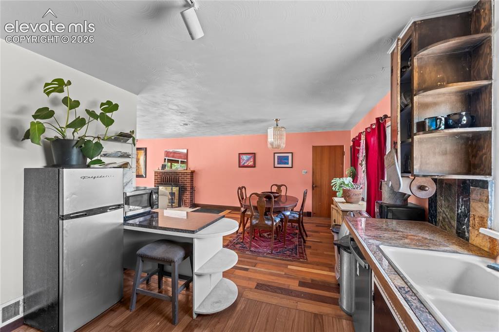 11 Oak Place Manitou Springs CO 80829