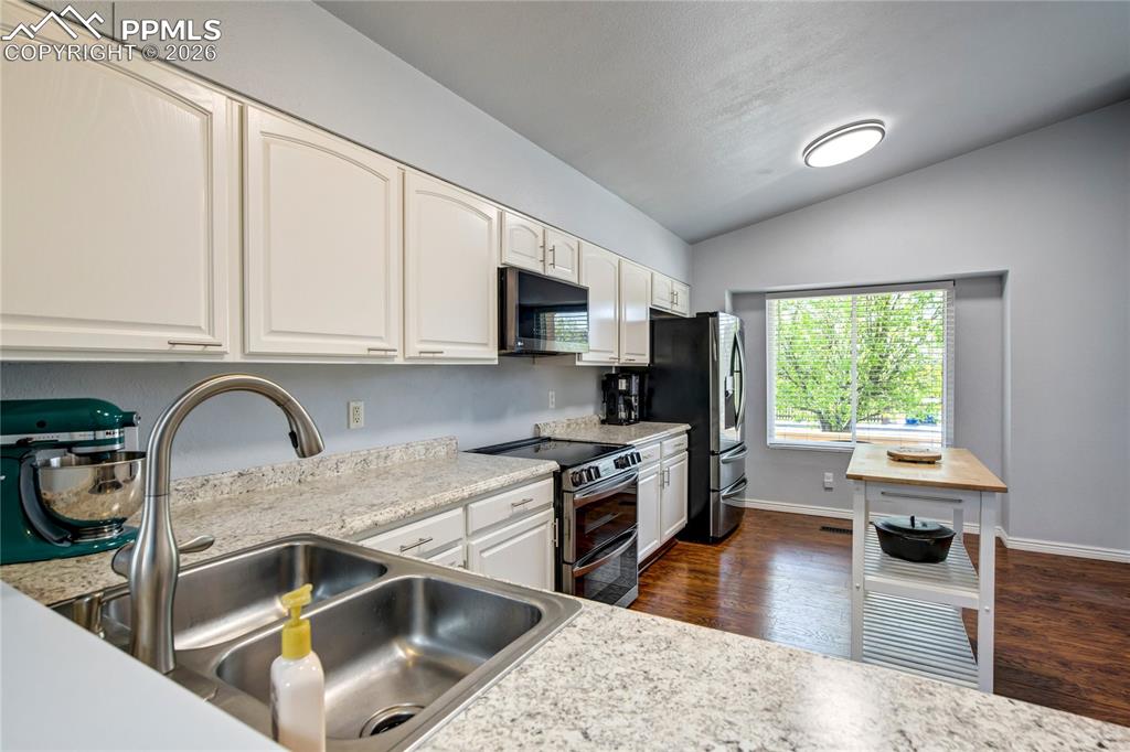 1089 N Swayback Drive Fountain CO 80817