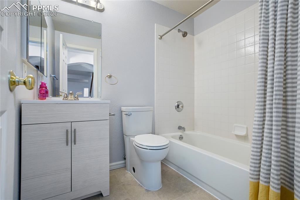 1089 N Swayback Drive Fountain CO 80817