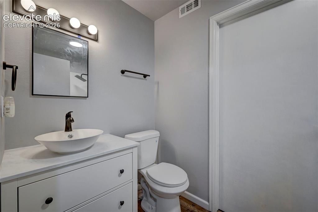 2150 Heathercrest Drive Colorado Springs CO 80915