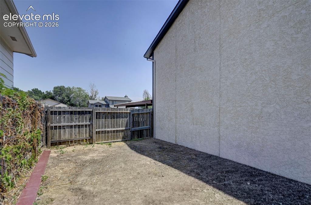 2150 Heathercrest Drive Colorado Springs CO 80915
