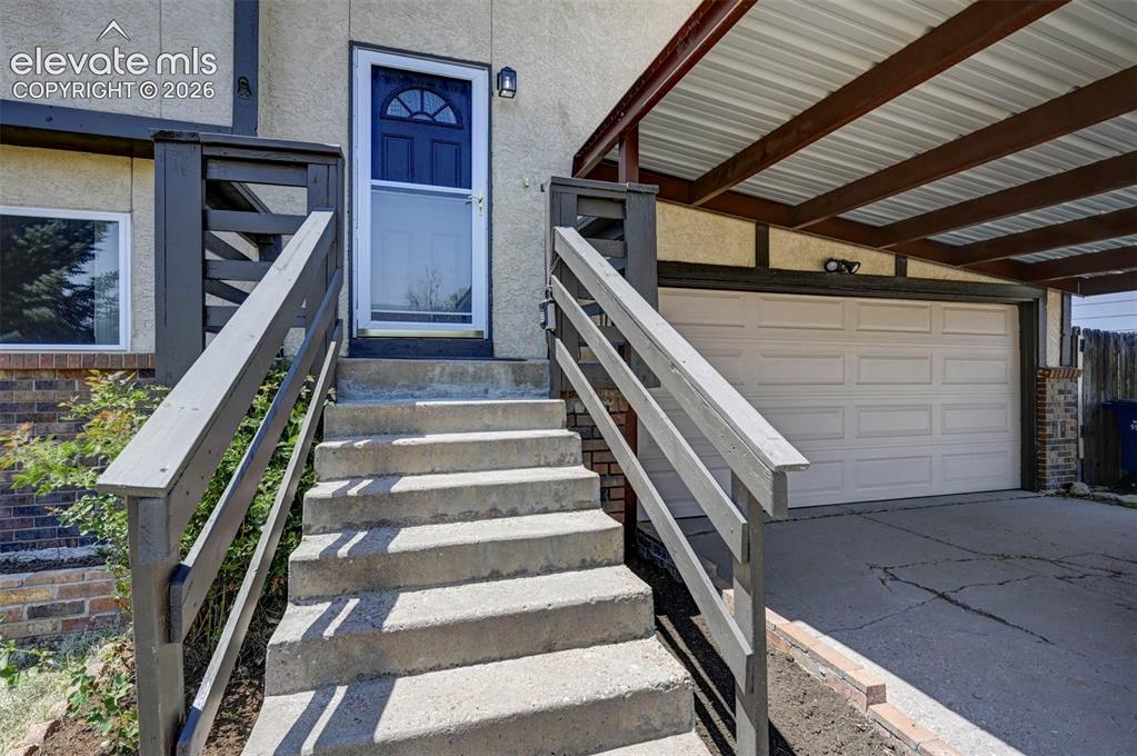 2150 Heathercrest Drive Colorado Springs CO 80915