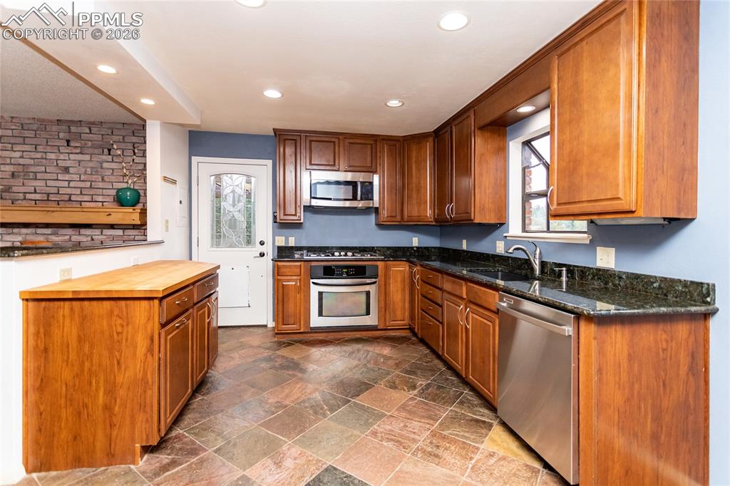 2302 Hercules Drive Colorado Springs CO 80906