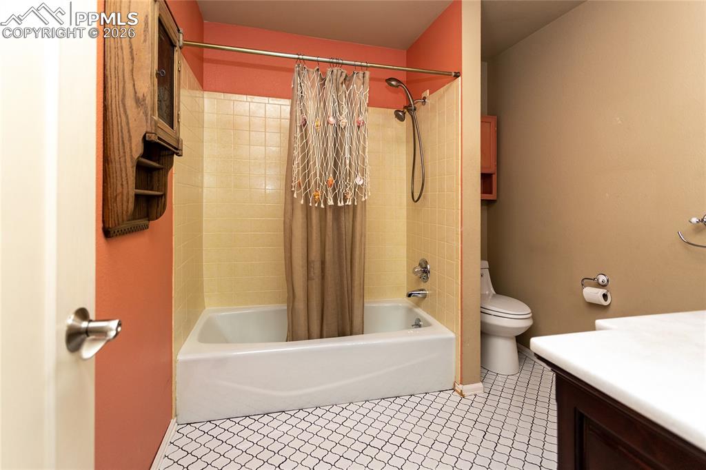 2302 Hercules Drive Colorado Springs CO 80906