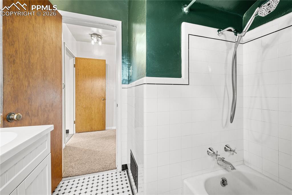 805 W Routt Avenue Pueblo CO 81004