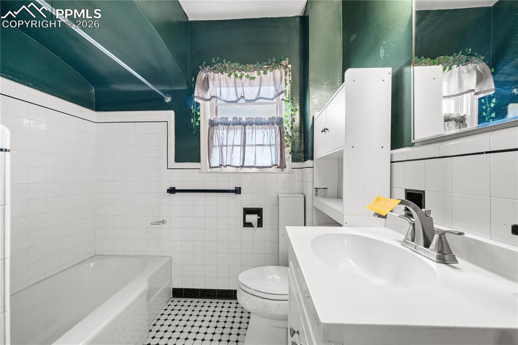 805 W Routt Avenue Pueblo CO 81004