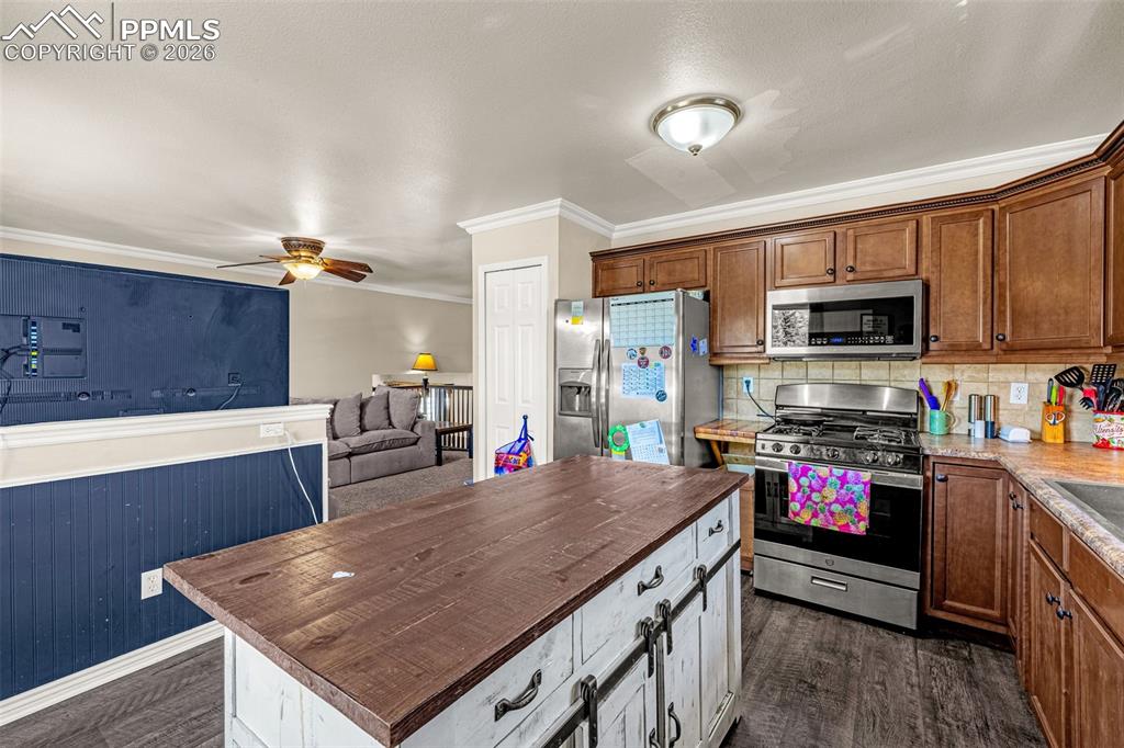 7115 Grand Valley Drive Colorado Springs CO 80911