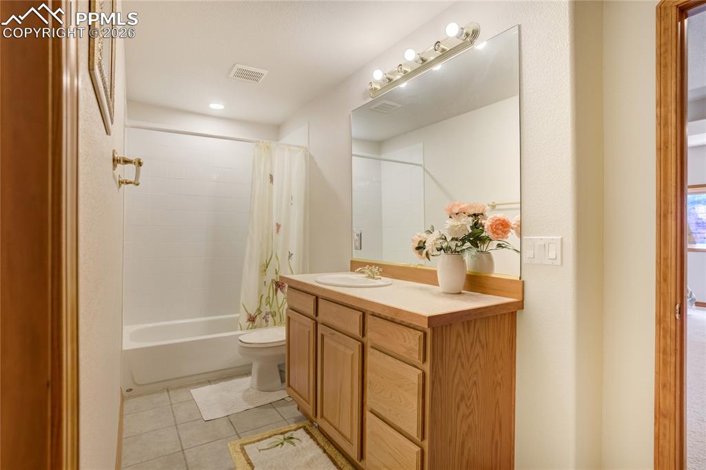 15371 Ridgefield Lane Colorado Springs CO 80921