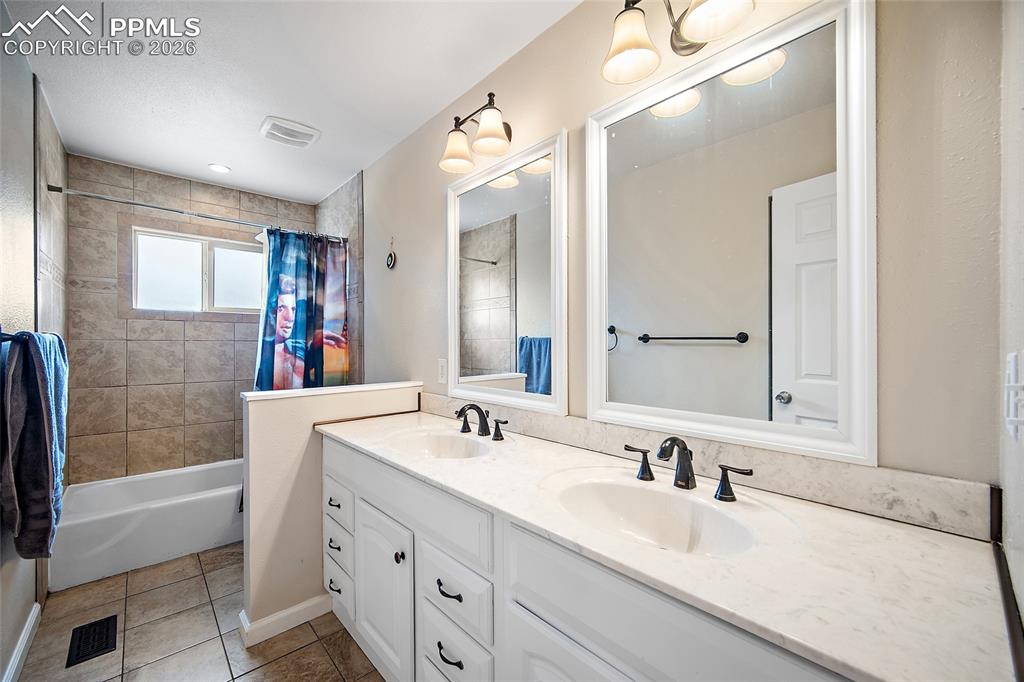 7045 Coolidge Court Colorado Springs CO 80911