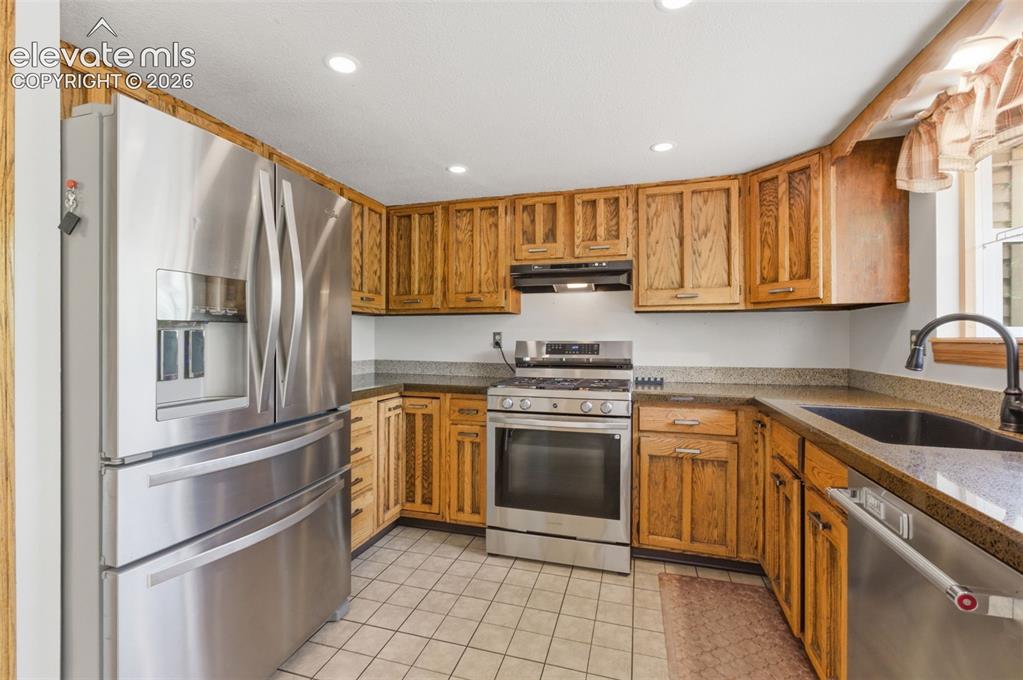 6125 Castlewood Lane Colorado Springs CO 80918
