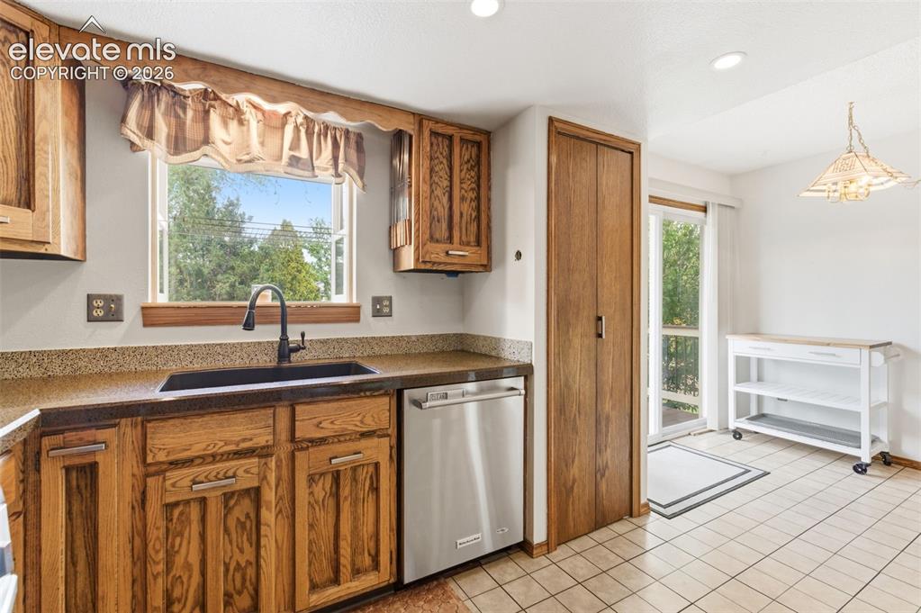 6125 Castlewood Lane Colorado Springs CO 80918