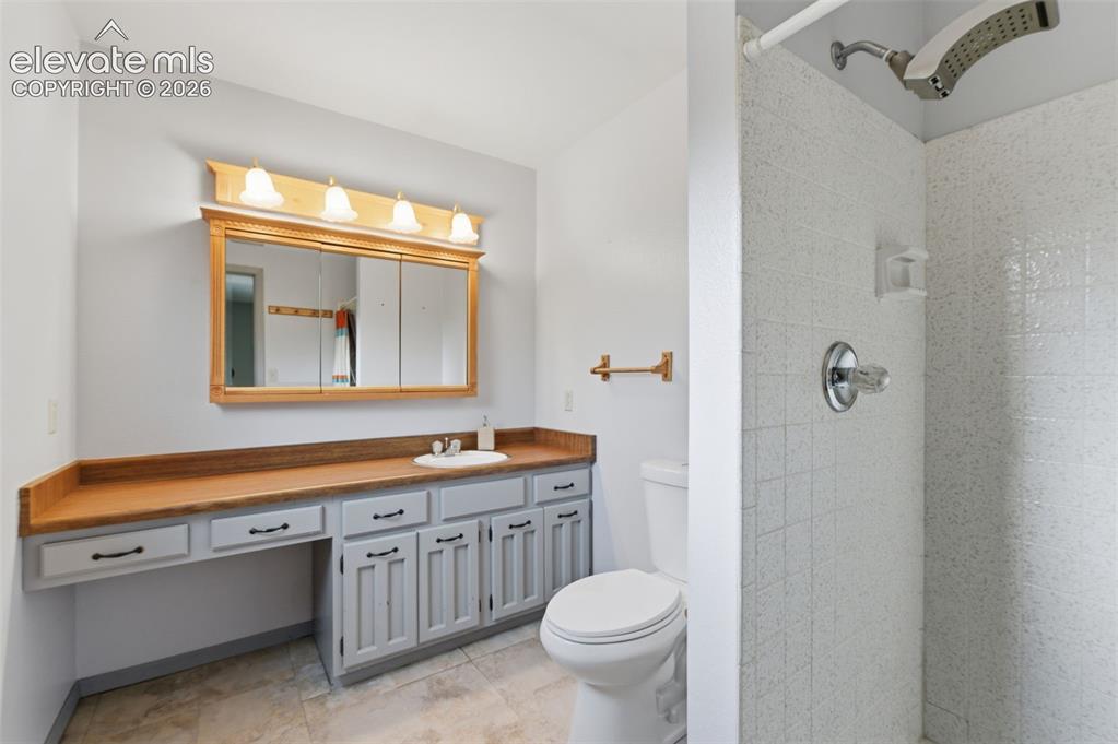 6125 Castlewood Lane Colorado Springs CO 80918