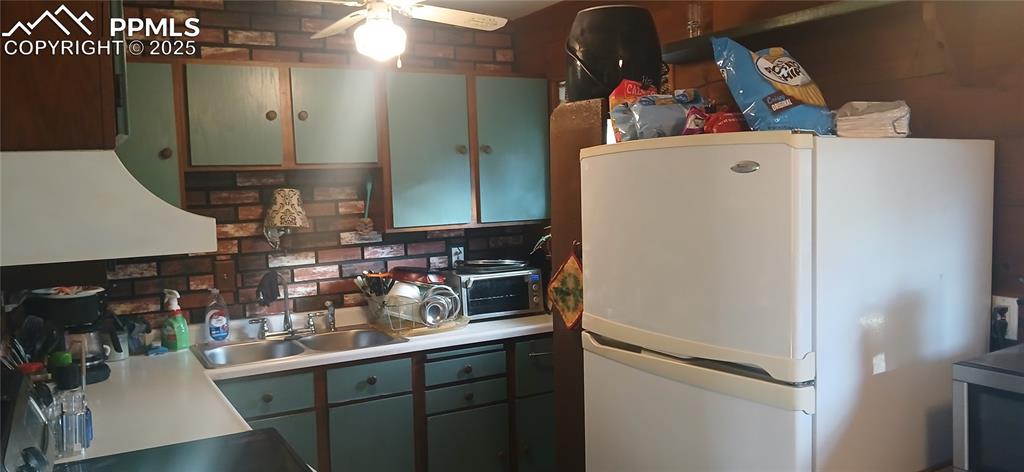 1528 Maxwell Street Colorado Springs CO 80906