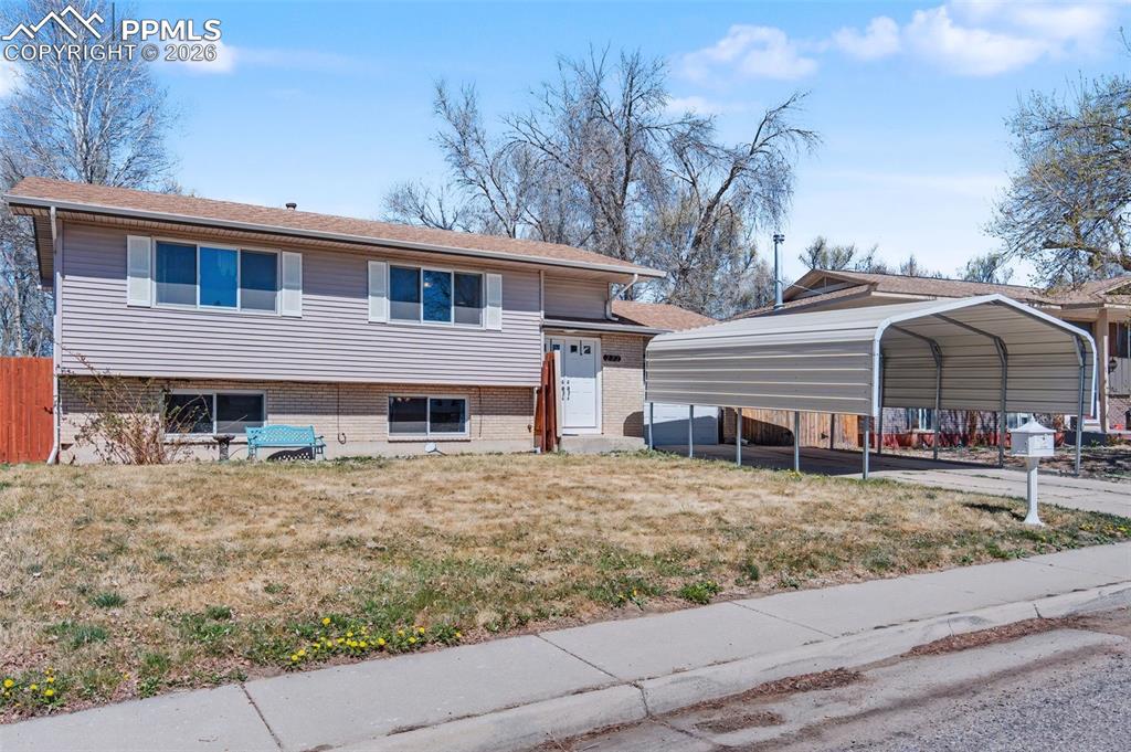 272 Fay Drive Colorado Springs CO 80911