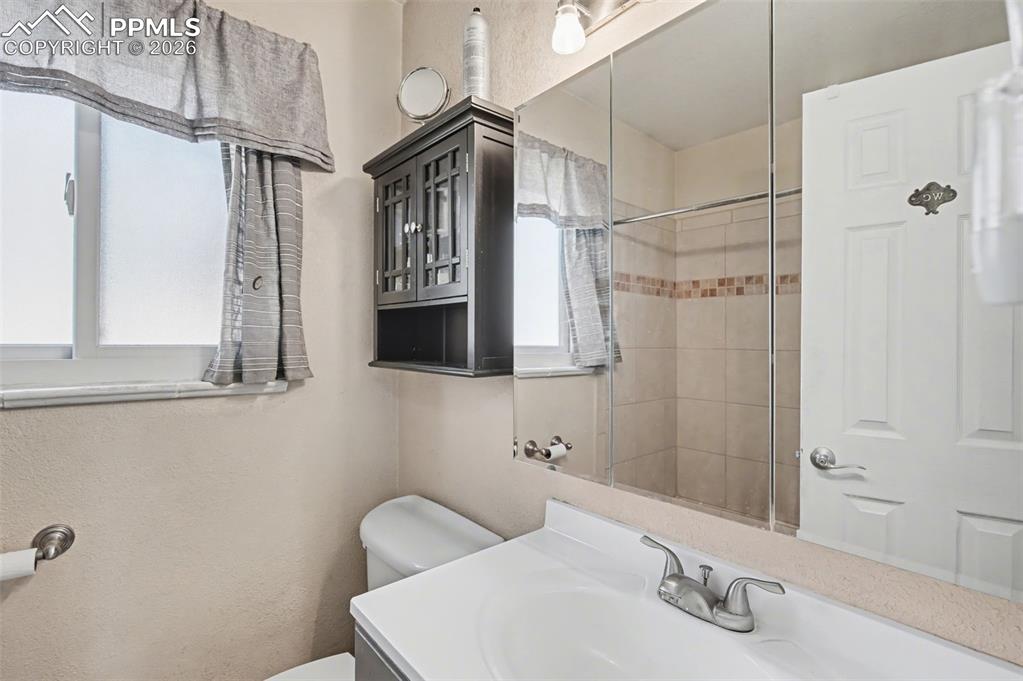 272 Fay Drive Colorado Springs CO 80911