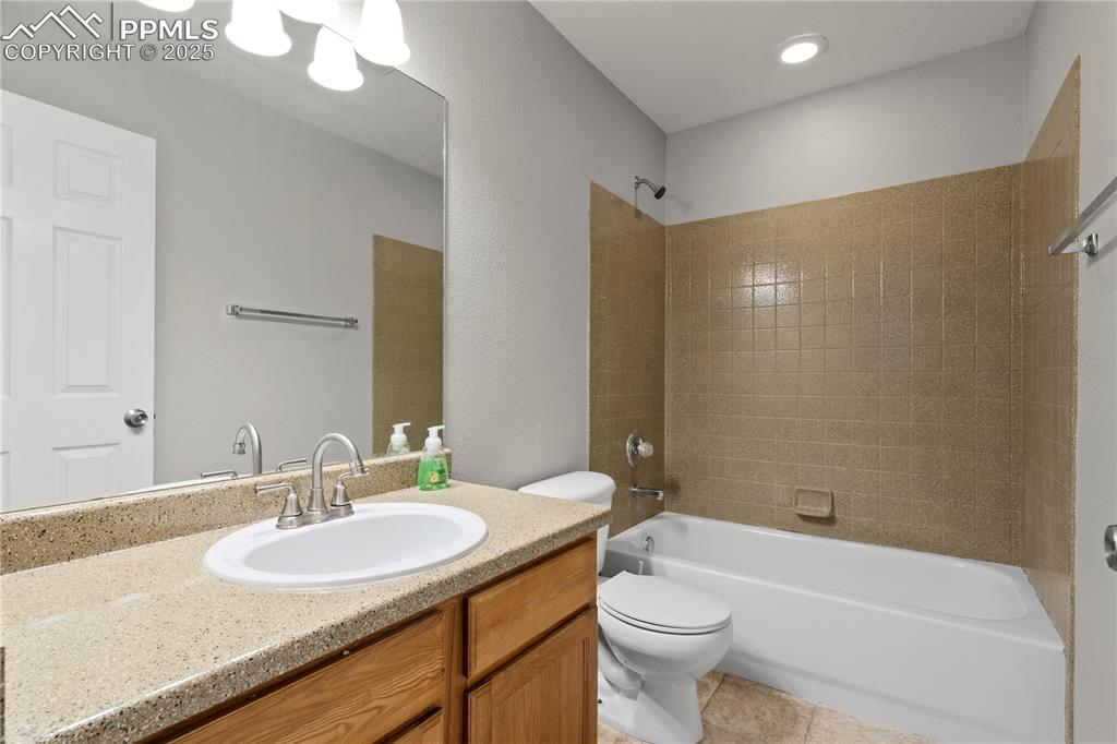 2461 Lexus Drive Colorado Springs CO 80910