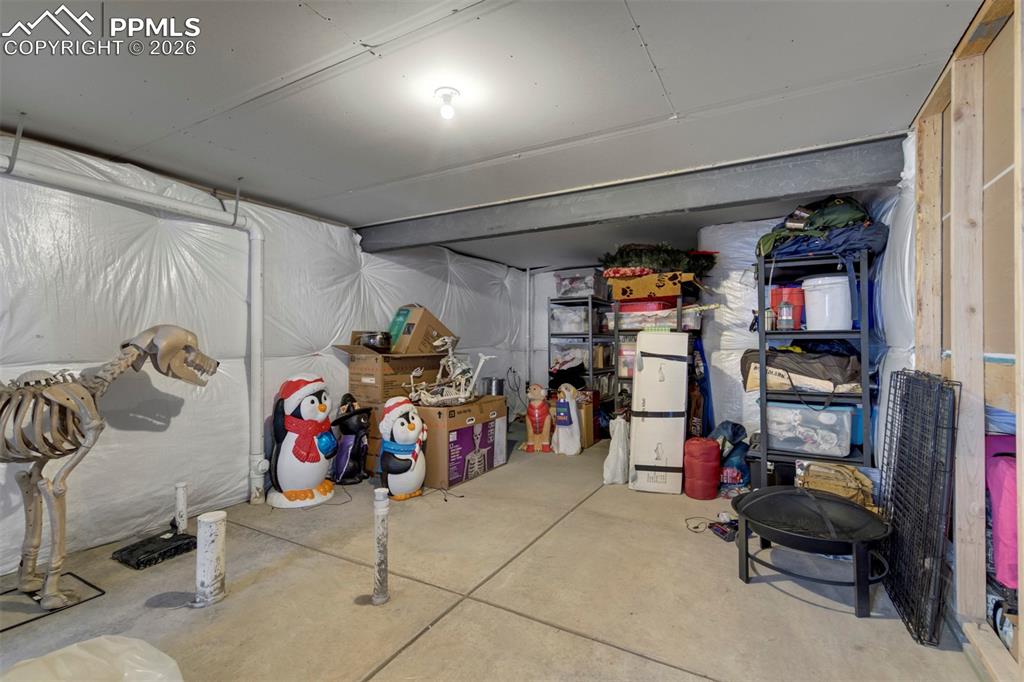 8101 Goldenray Place Colorado Springs CO 80908