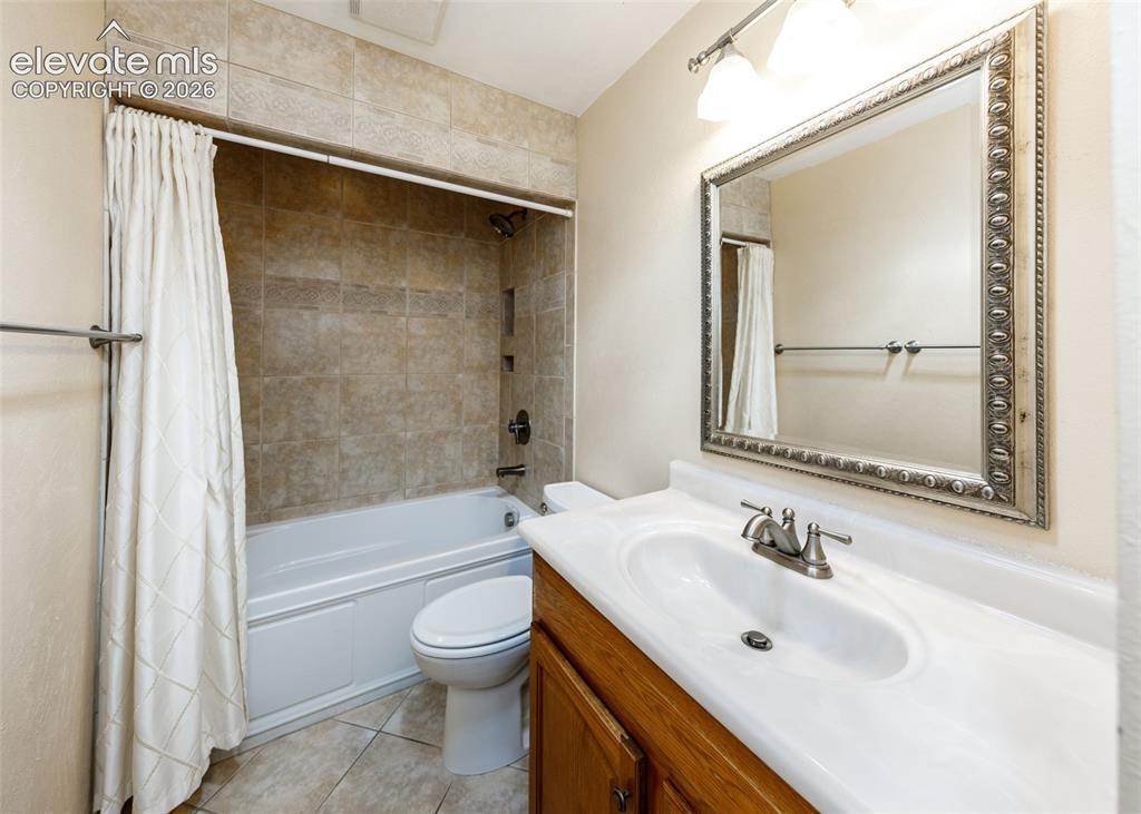 174 Tamarron Drive Colorado Springs CO 80919