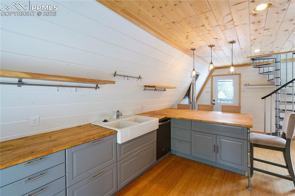 48 Angel Road Rye CO 81069
