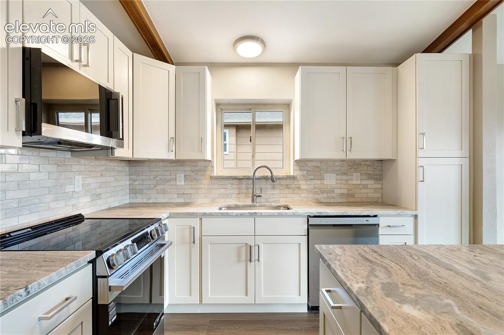 2318 Thornhill Drive Colorado Springs CO 80920