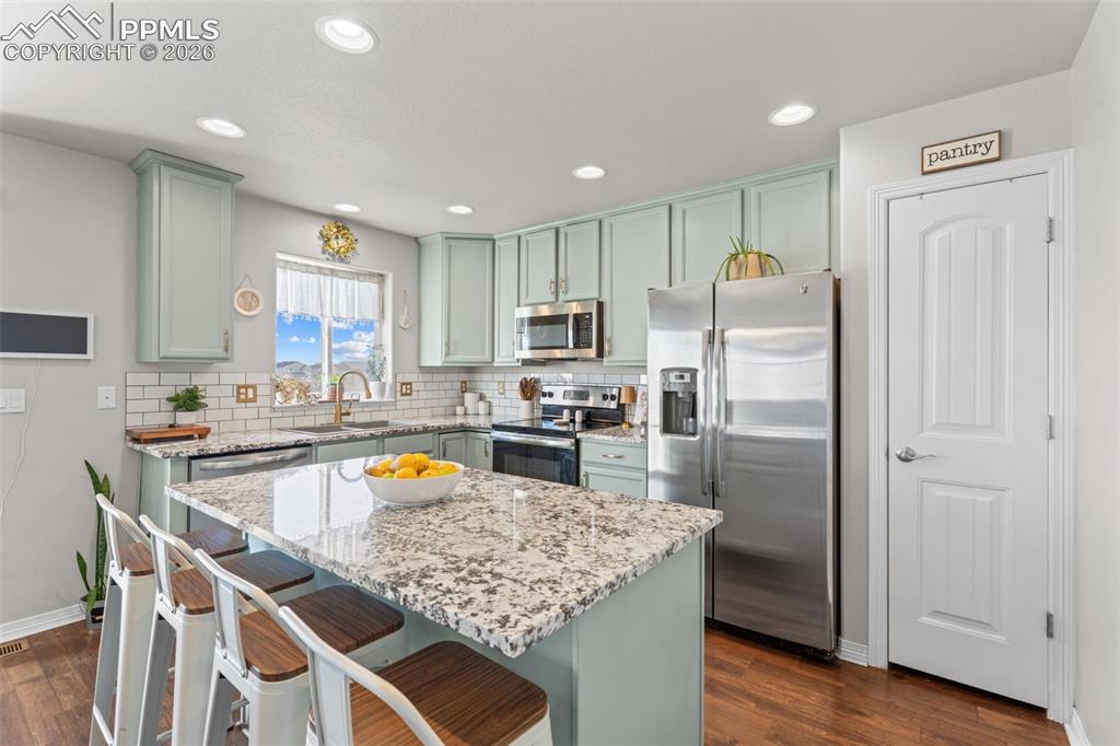 6233 Decker Drive Colorado Springs CO 80925