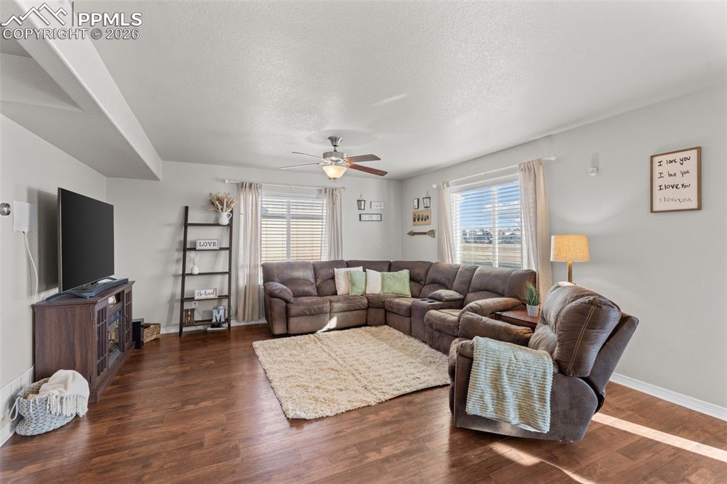 6233 Decker Drive Colorado Springs CO 80925