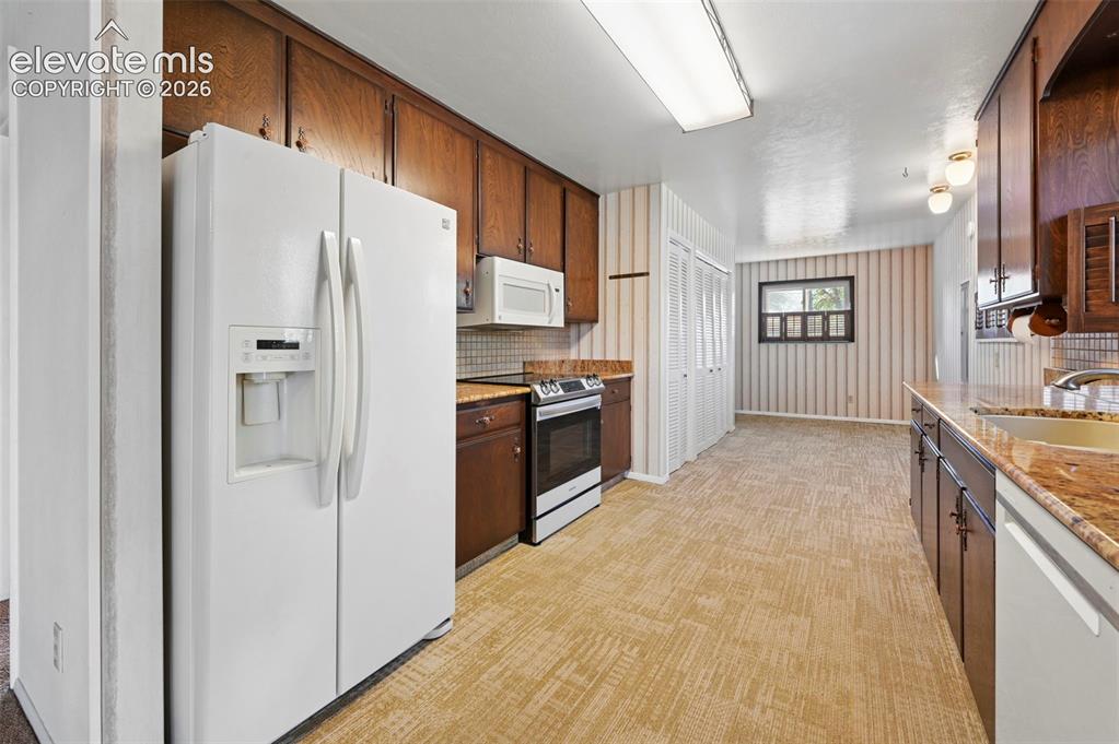4422 Edwinstowe Avenue Colorado Springs CO 80907