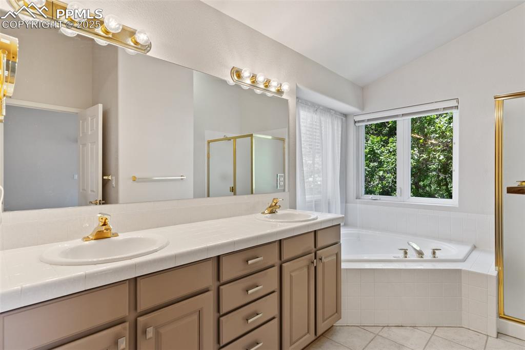 1680 Doe Run Point Colorado Springs CO 80919