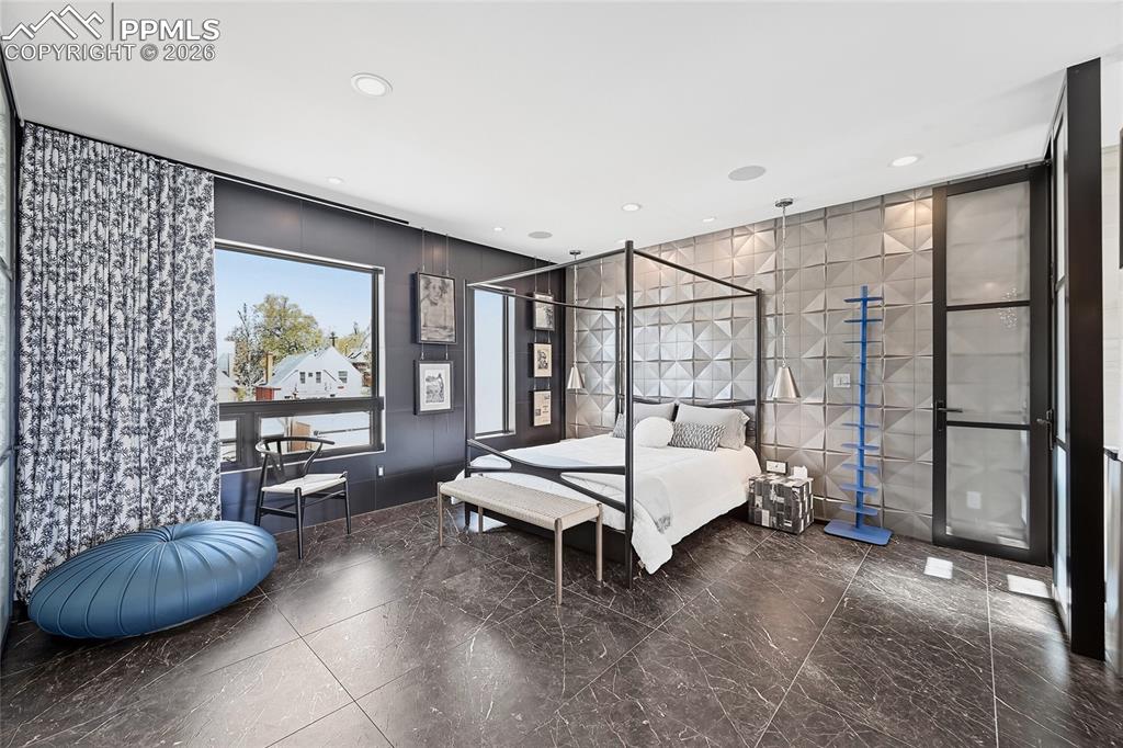 2483 W Caithness Place Denver CO 80211