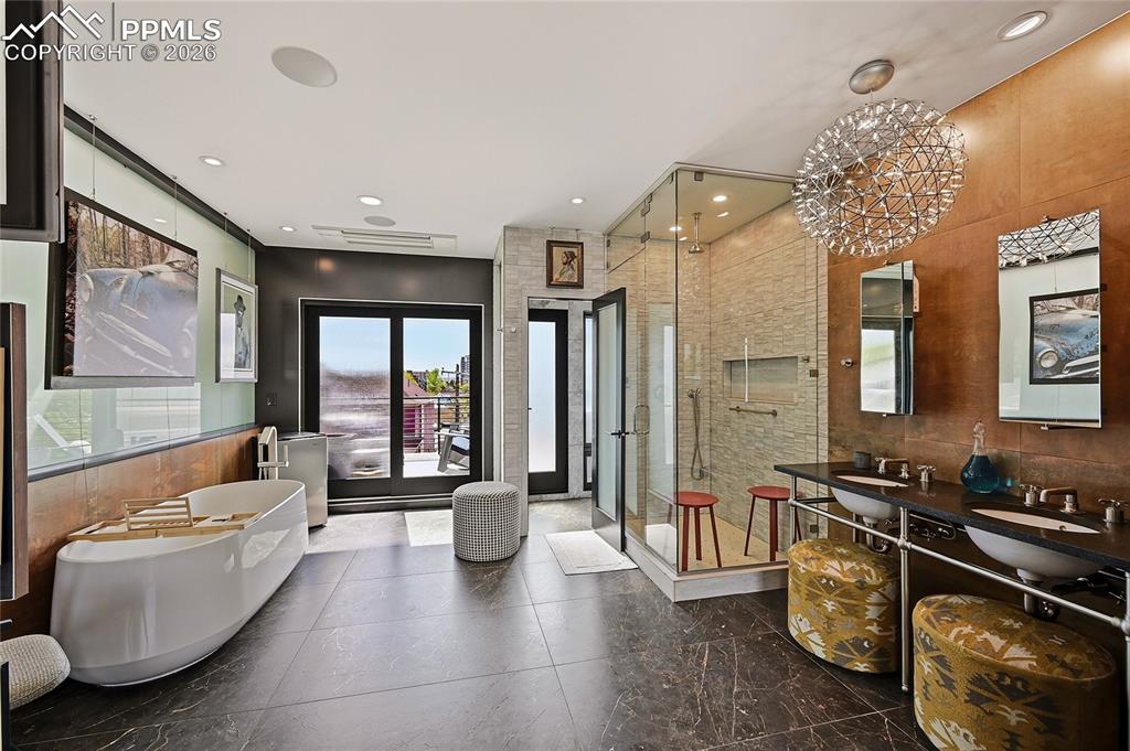 2483 W Caithness Place Denver CO 80211