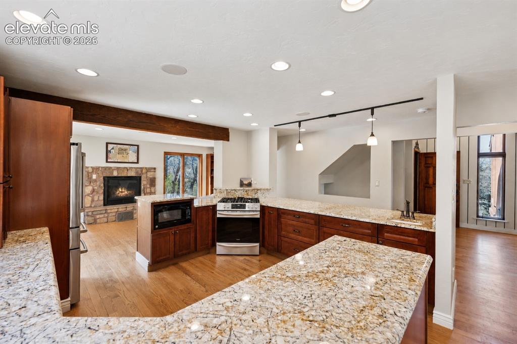 711 S Bear Paw Lane Colorado Springs CO 80906