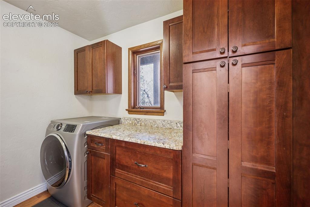 711 S Bear Paw Lane Colorado Springs CO 80906