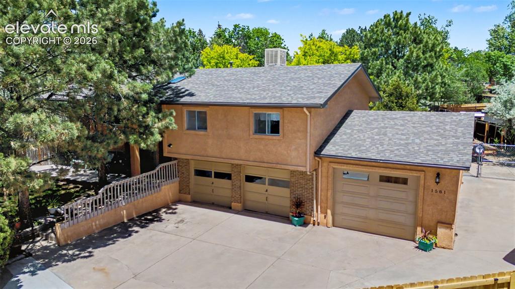 1581 Minnetonka Place Colorado Springs CO 80915