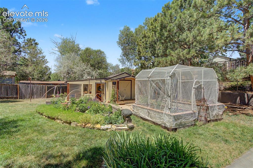 1581 Minnetonka Place Colorado Springs CO 80915