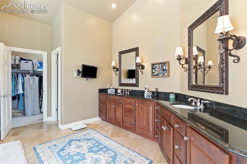 4015 Hermitage Drive Colorado Springs CO 80906