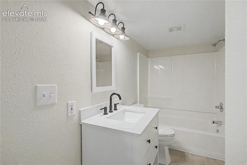 1115 Pipestone Court Colorado Springs CO 80911