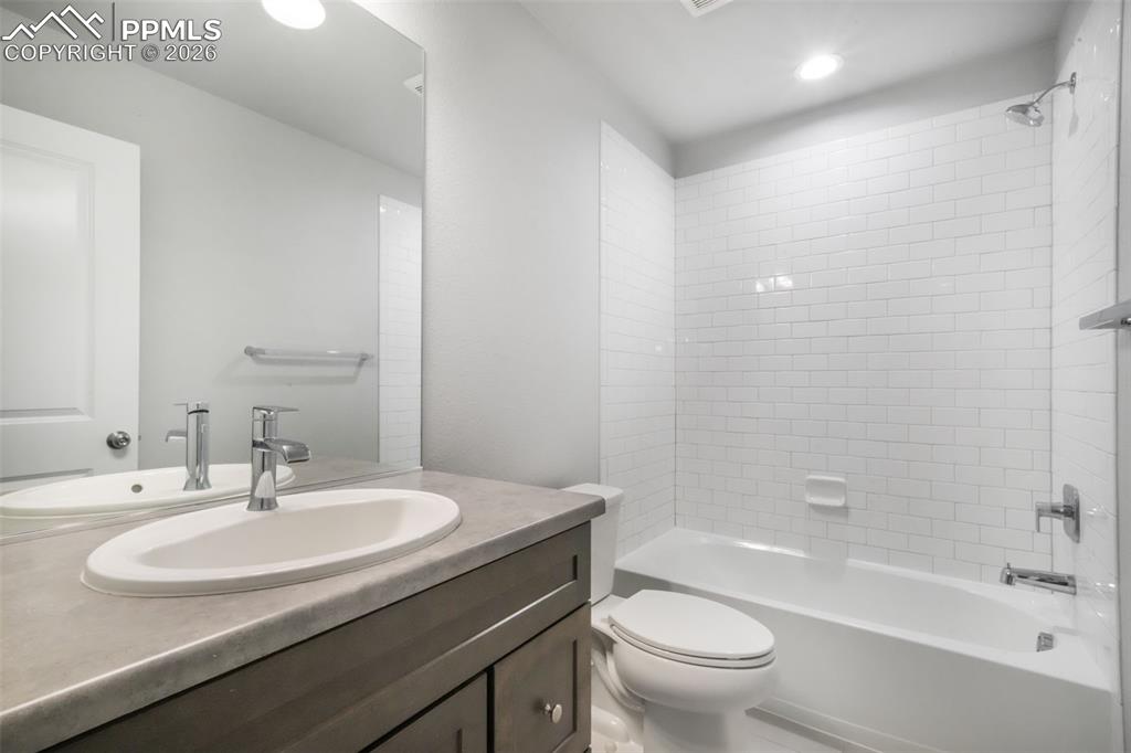 2797 Equine Court Colorado Springs CO 80922