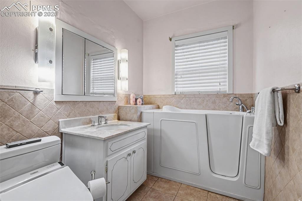 1911 N Nevada Avenue Colorado Springs CO 80907
