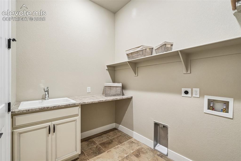 6687 Enclave Vista Loop Colorado Springs CO 80924
