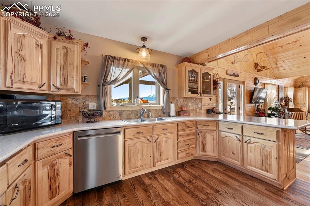 207 Howe Road Westcliffe CO 81252