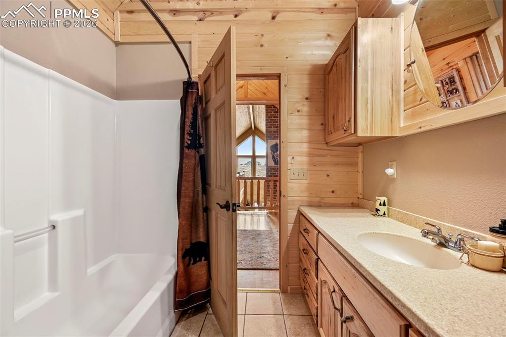 207 Howe Road Westcliffe CO 81252